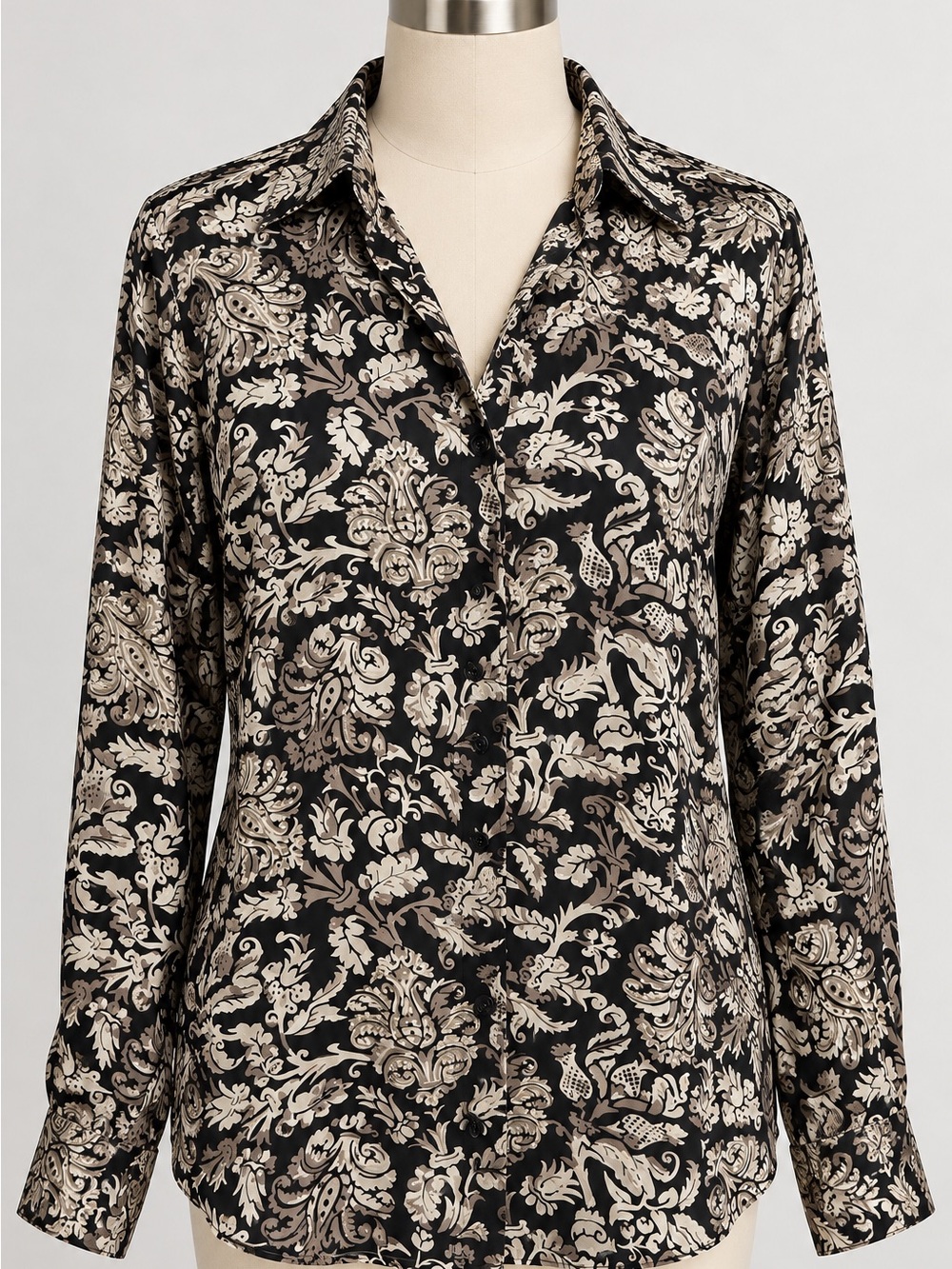 Vintage 100% silk Women's Black , gold and Cream Paisley Button-Up Shirt